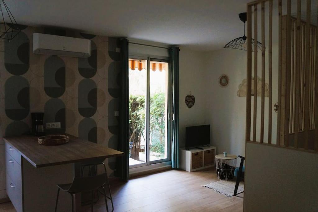 Climatise Et Spacieux Situe Pres Des Parcs * Vichy